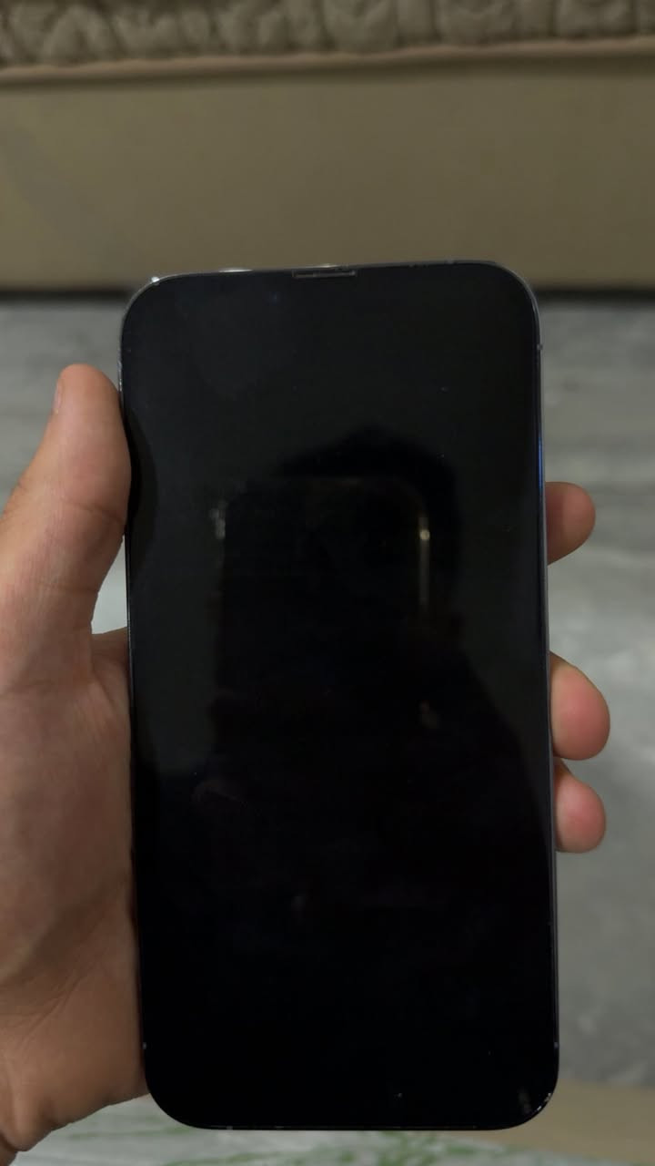 السلام عليكم ايفون 13دبل شريحة للبيع بطارية 78 ذاكرة 256 نموذج M للاستفسار راسلني خاص او راسلني وتساب ***********
