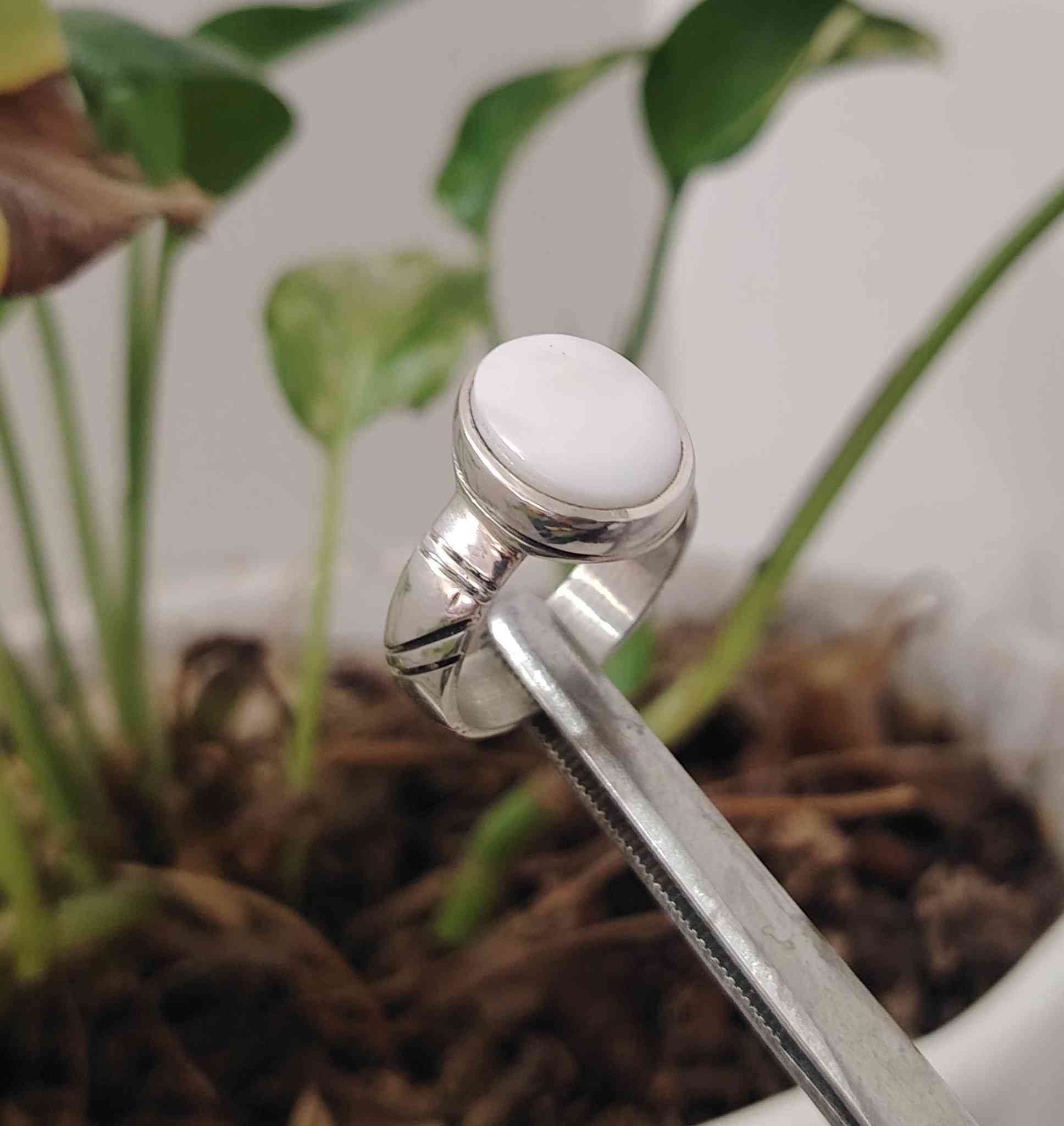 خاتم من حجر العطف الطبيعي البحري
صياغه ثقيلة وجميلة فضه عيار ٩٢٥
يوجد توصيل إلى جميع المحافظات
التواصل ع الخاص او ع الواتساب ***********
