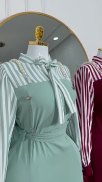 فستان • خامة دبي • مقاسات ٣٨-٤٨