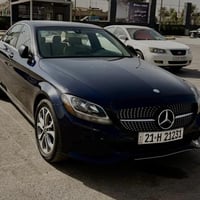 🚗 للبيع – C300 موديل 2017 أمريكي 🇺🇸 سيارة مرتبة ومواصفات كاملة 👌  🔹 صو...
