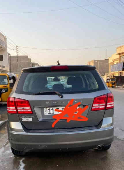 السلام عليكم .. للبيع فقط
دوج جورني 2013
٤ سلندر محرك ٢٤٠٠ 
٣ قطع تبريد ٧ راكب 
بها اربع قطع اثنين تبديل 
واثنين تعمير وسبق 
السياره بدون دواخل
تحكمت ستيرن شاشة صغيرة
 رقم بغداد مشروع وطني بإسمي
 بصمة باب السايق والبصفه  
حداديه كاملة قبل شهر سويته
  كير ومحرك مكفولات
مكان السيارة بغداد العبيدي  
سعر 110 
الاستفسار اكثر ***********
