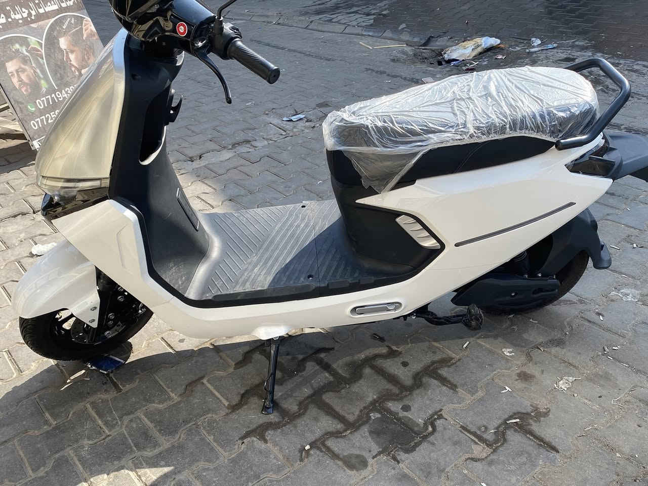 المواصفات:
• 6 بطاريات –
• بصمة تشغيل + كارت تشغيل ذكي
• قاطع دورة
• نظام بارك
نضام الرجوع الى الخلف{R}

• دبل إشارة
• قفل إنذار مانع سرقة+نضام حمايه قوي
• 4سرعات

الأداء:
• تمشي تقريبًا 70كم بالشحنة الواحدة
الدراجه جديده بغداد
السعر 800بيها مجال


**إذا كنت صاحب هذا الإعلان وتريد حذفه لأي سبب، رجاءا أرسل رسالة إلى الدعم الفني**