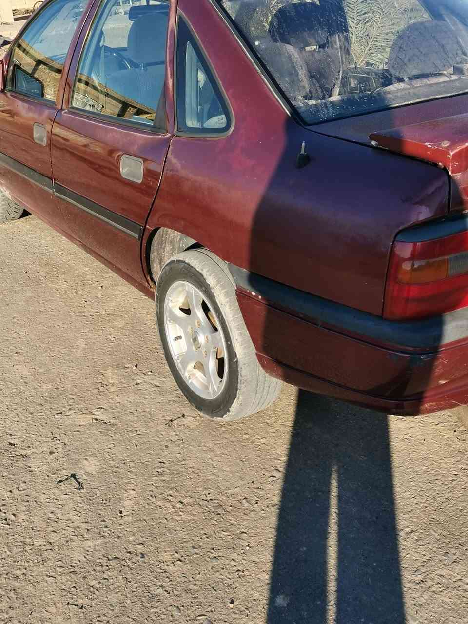 السلام عليكم ورحمة الله اوبل فكترا للبيع موديل ٩١ وارد يابان تدفه تبريد محرك ٢٠٠٠  كير عادي  ويل ١٥ خمسه استد  الهالات الخلفيه عل شركة سنويه نافذه لغاية ٢٠٢٨  السعر ٤٢ وبيها مجال رقم الهاتف ***********
