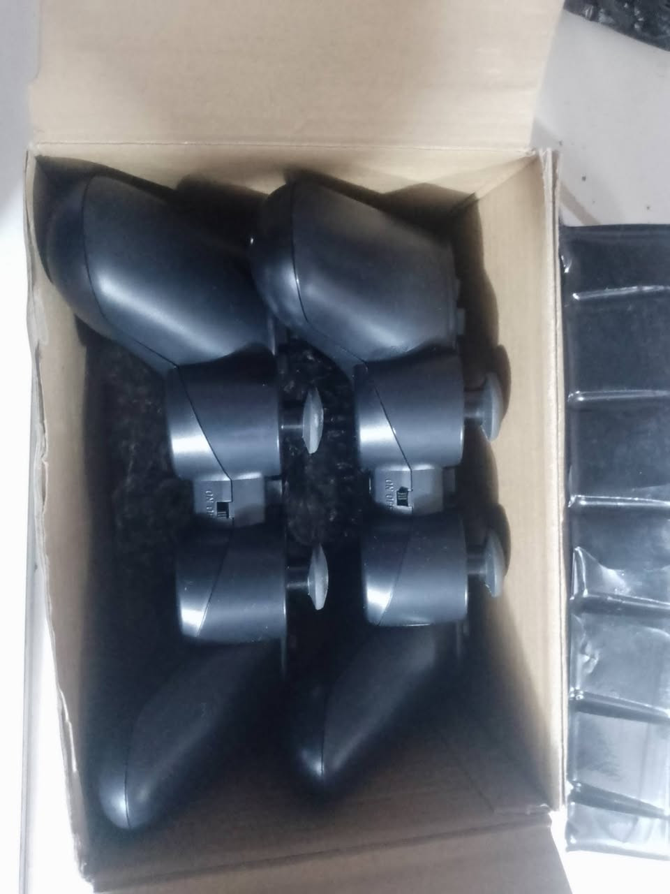 بلي البيع سعرها 22 الف مع توصيل فقط بغداد شعب.   جديد. رقم هاتف ***********
