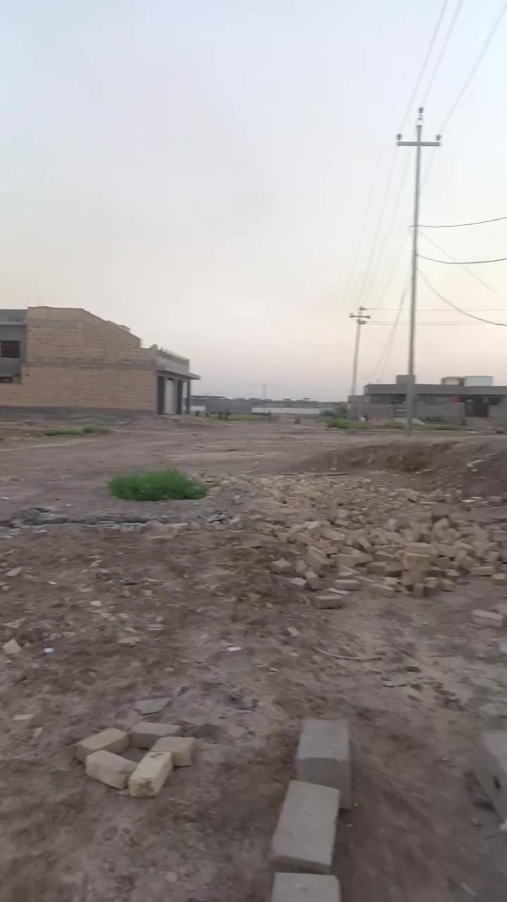 مشتمل هيكل ركن للبيع المساحه 150م الحريه الثانيه
يحتوي على غرفه نوم صاله استقبال مطبخ صحيات خارجيه  داخليه /خلف معرض الحسن للاستفسار الاتصال ***********

