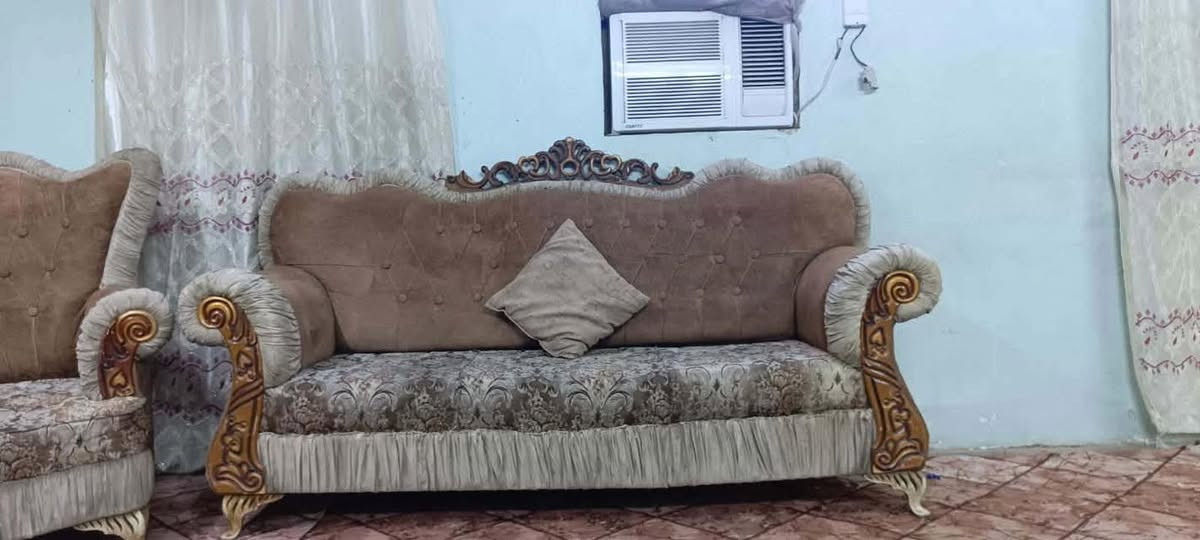 تخم ملكي 10 مقاعد نضيف تسكام اخو الجديد اي ضرر مابي السعر 300 وبي مجال المكان بغداد واكو توصيل


**إذا كنت صاحب هذا الإعلان وتريد حذفه لأي سبب، رجاءا أرسل رسالة إلى الدعم الفني**