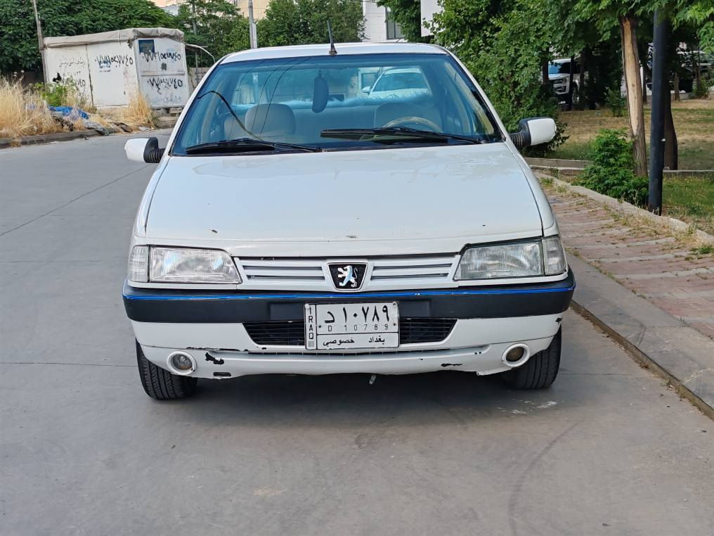 بیجۆ  405 گراین شەفت 2010
سەنەوی پلاستیک ئەسلی 
موس بڕاوە و وەرگەڕاو بەشەرت 
گێڕو مەکینەبەشەرت  
قفل مەرکەزیە
چوارتایەی تازەی لەژێرایە 
هەموو گیانی مەزبووتە تەبرید سارد و گەرم بەشەرت
پاتری تازە نۆزل و پلاک و فیتپەمپ هەمووی لۆکە 
سعر32$و کەمێک معامەلە
لەسلێمانیم 

ژ.م  
0770_363_99_93 
0750_162_23_63 السليمانية, العراق
