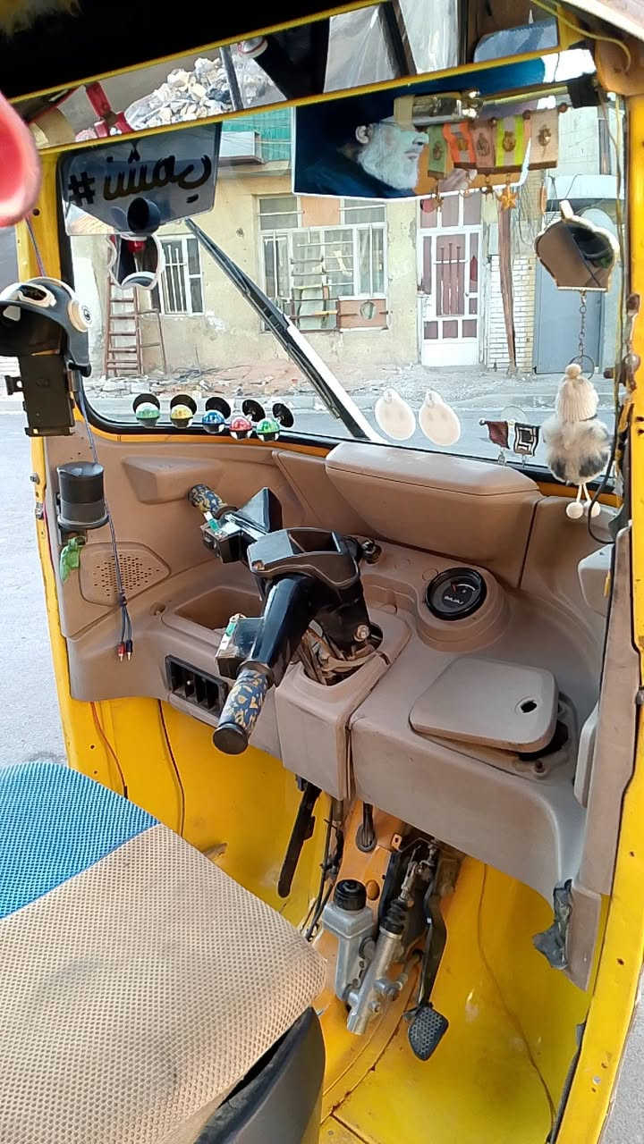 تكتك للبيع موديل 22 كفاله من التبخير والتنقيص مصبوغه عام رقم وسنويه باسمي  السعر 7500  

***********
