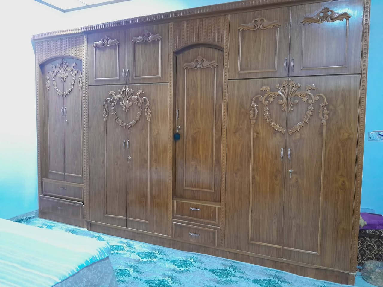 غرفة النوم فصل حديث نظيفه حيل
السعر مليون ٣٠٠ وبيها مجال 
العنوان الكندي الثانيه


**إذا كنت صاحب هذا الإعلان وتريد حذفه لأي سبب، رجاءا أرسل رسالة إلى الدعم الفني**