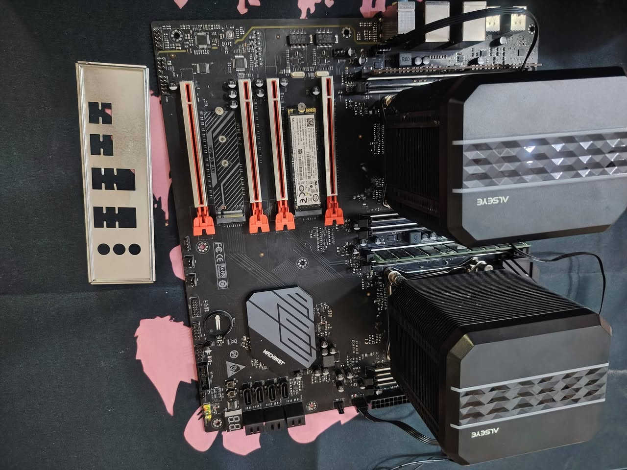 مذربورد دبل معالج 2650v4
رام 32
هارد 2t nvme skhynix
السعر 450


**إذا كنت صاحب هذا الإعلان وتريد حذفه لأي سبب، رجاءا أرسل رسالة إلى الدعم الفني**