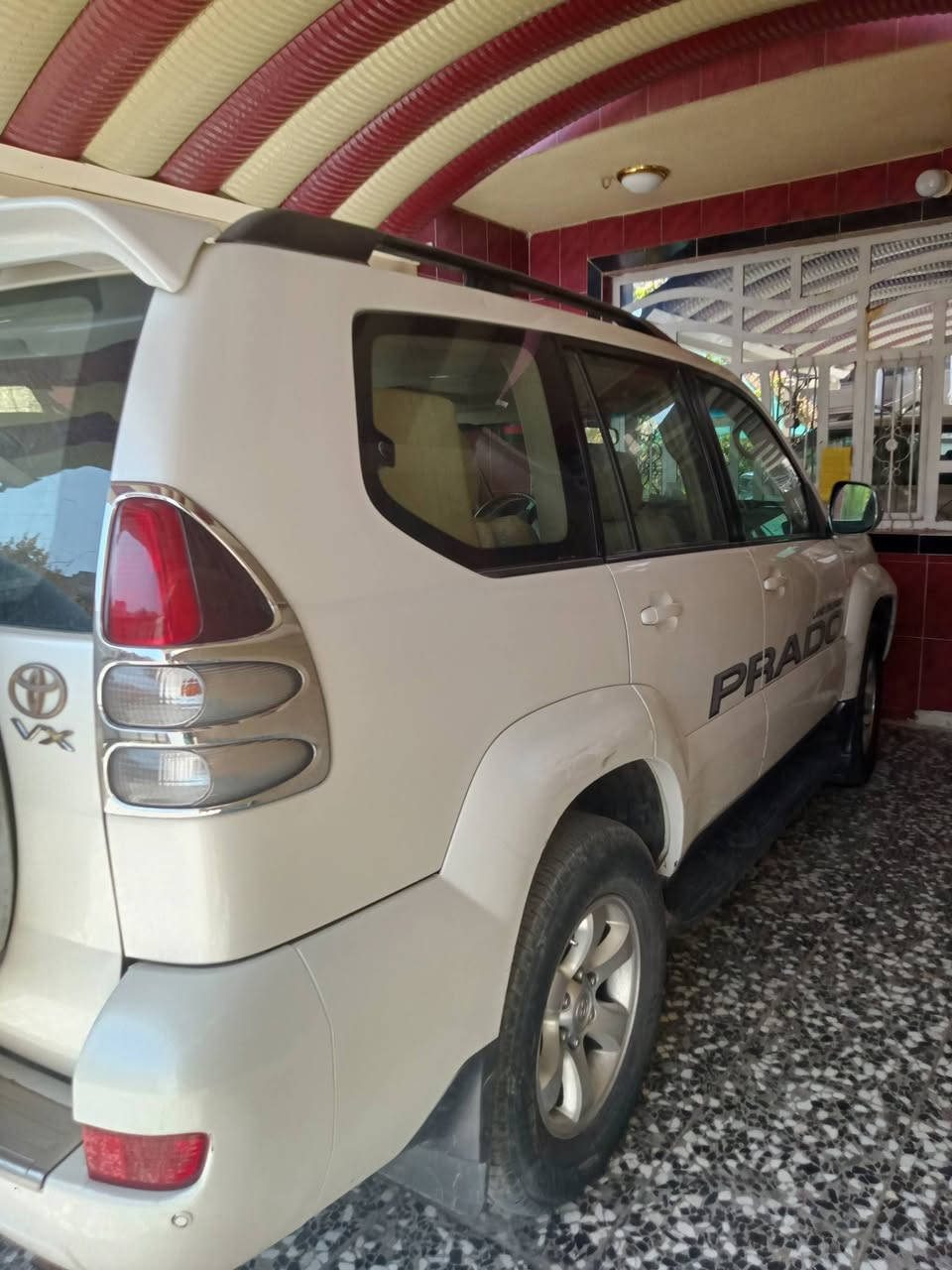 السلام عليكم برادو 2009 كويتي بأسمي سنوية 27 محرك 6 سلندر محرك وكير وتبريد كفالة سياره فول مواصفات كشنات جلد بيها تبديل بنيد والقديم موجود شواصي ولغود بلادية سياره جاهزه السعر 175 وبيها مجال بغداد الزعفرانيه *********** م ***********
