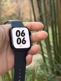 ابل واتش سيريس 7 ( نايك) اكبر حجم 45  بطارية 84  لون مدنايت مميز ذاكرة...