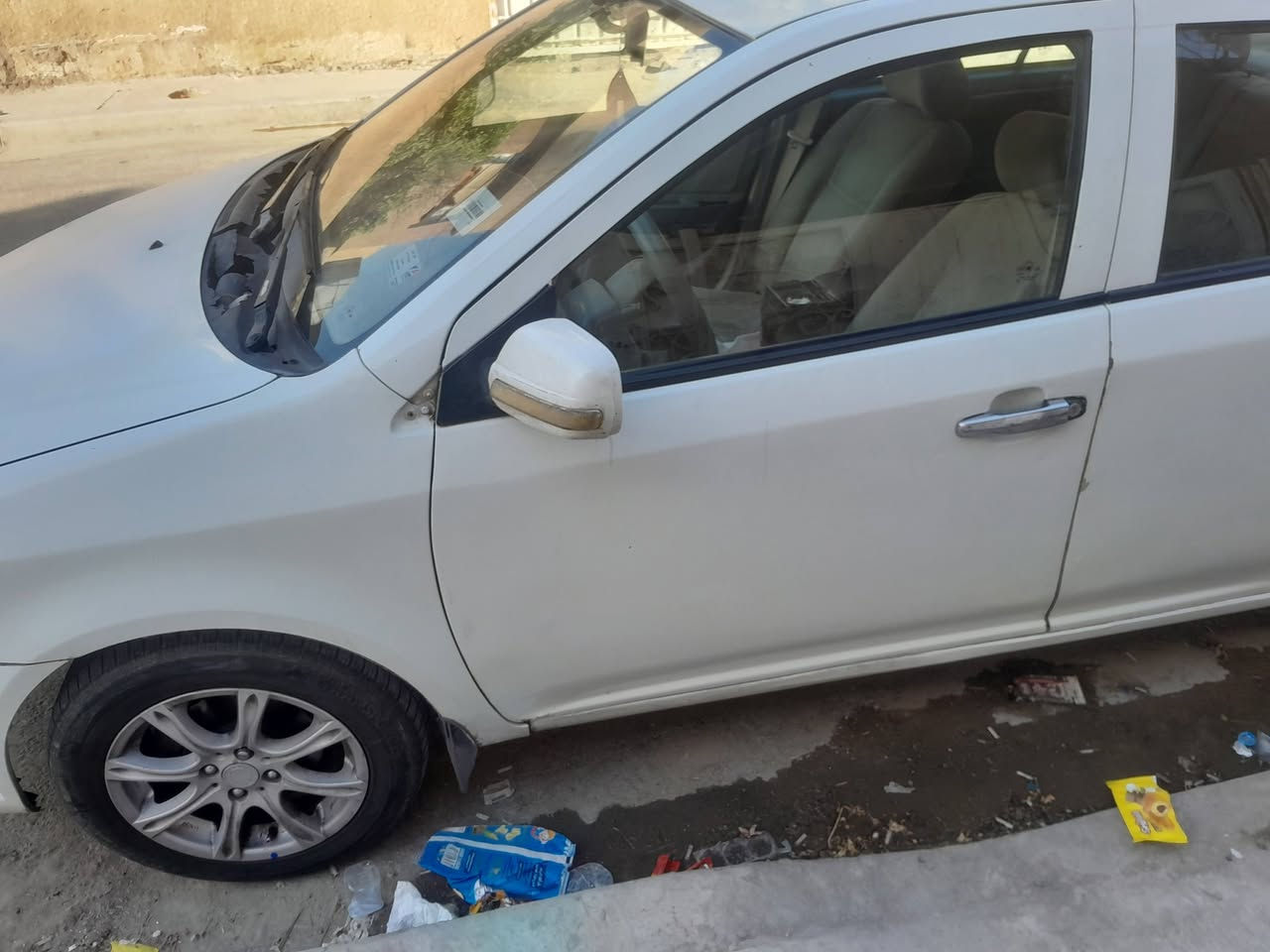 جيلي ٢٠١٣ للبيع السعر ٣٥ للاتصال ***********
