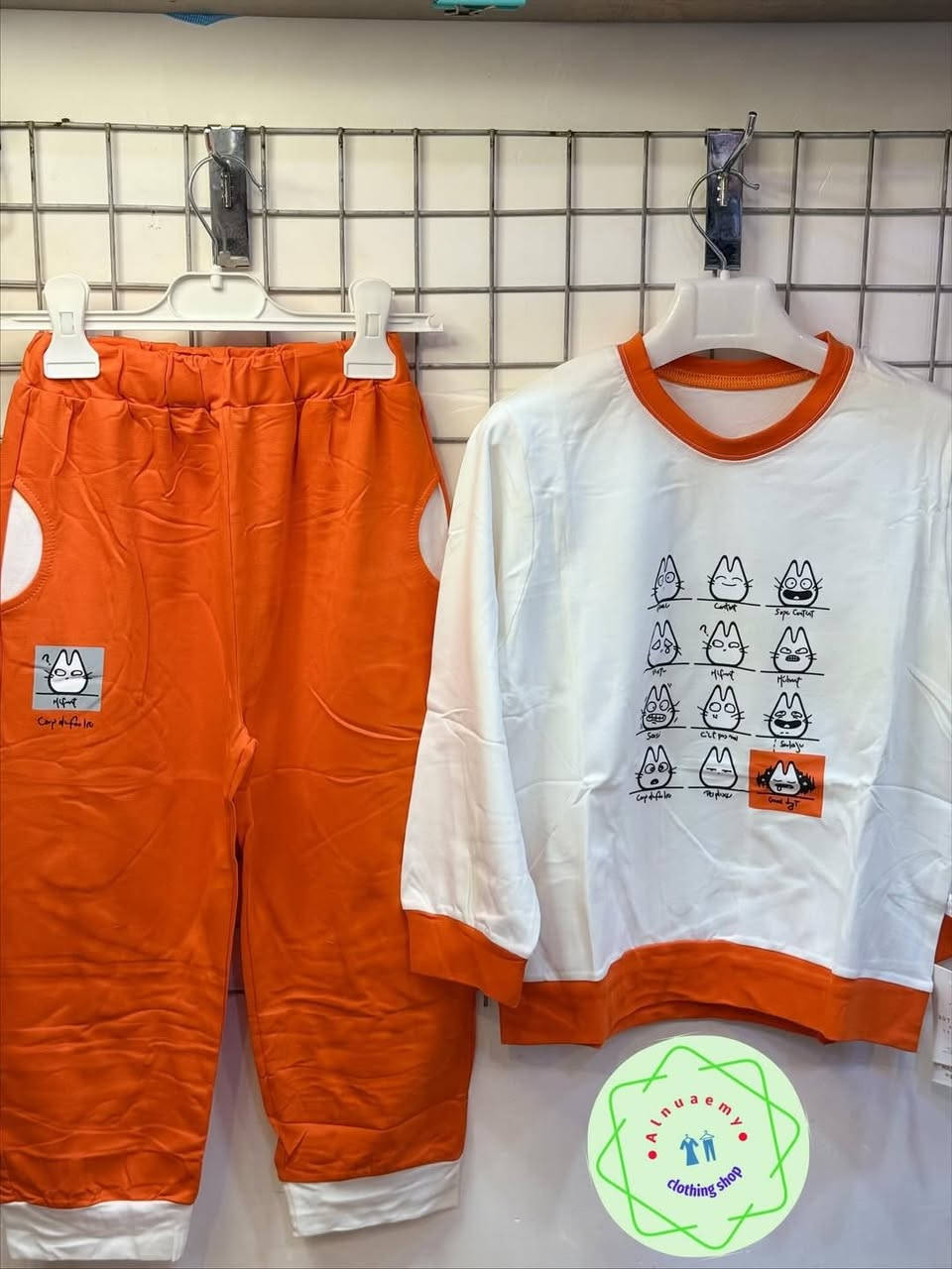 ⁨ تركسود بهاري هاف موديلات ولادي بناتي  قطن 💯🤩
بسعر : 6.000 فقط 👌🔥🔥
من عمر 3 سنوات الى عمر 8 سنوات ✅
خامه قطنيه ملمس ناعم ومريح ما يسبب تحسس⚠️
#يوجد_خدمة_توصيل_لكافة_المحافظات 
#كمية_محدوده⭕️🔥 #سارع_بالحجز_الآن 
#تركسودات_أطفال⁩


**إذا كنت صاحب هذا الإعلان وتريد حذفه لأي سبب، رجاءا أرسل رسالة إلى الدعم الفني**