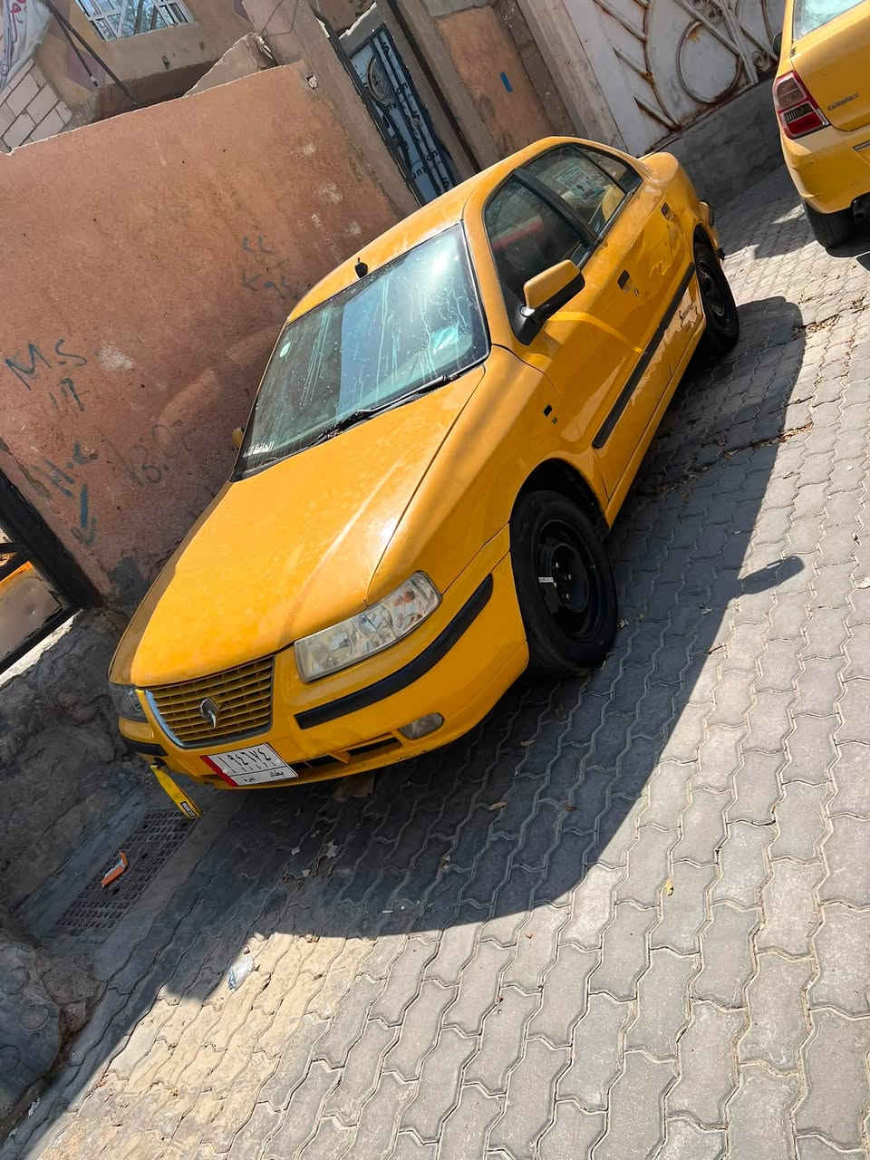 السلام عليكم سمند للبيع أو مراوس أب سياره خصوصي وحسب القناعه السياره كفاله مانقصه شي محرك2000 فرنسي مكفول تحويل يمته ماتريد  تخم تاير تبريد فول السياره تخبل موديل 2011مكاني بصره قبله ***********
