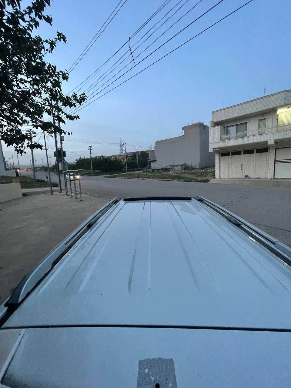 وەنەوشەی ٢٠١٤ فوول مواسەفاتی برێمی دەرەجە یەک  قەپات مواسەفاتی ٦ پستۆنە هەموو گیانی بە شەرت مەکینە+گێڕ+ئەکسل. داروبەردی بە شەرت + کوشن جلد+کارەبا ئاوێنە شەفت+ئیشارەت ٣ شاشە ئایپاد هەموو شتی بیلادیە 
ژ.م *********** واتساپ+ڤایبەر Singapore

