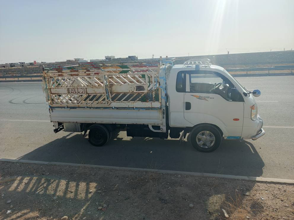 کیا بار مۆدیل 2010 نیو بست ساردی هەیە لەگەر 2 قۆپ لە دەرکەی پشتەوەی هەیە سبوغی نیە زۆر خاوێن مایتەوە کوشینی نەدرایە زۆر خاوێن مایتەوە سەعری 142 وەرەقەو مەجال رەقەم تەلەفۆن (***********) ڤایبەر وەتس اپی لەسەرە أربيل, العراق
