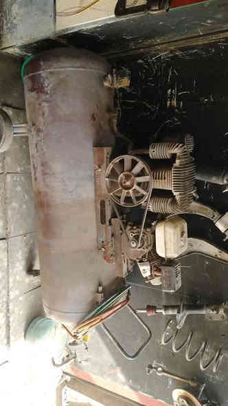 ايطالي 300 لتر سعره 400 ***********
