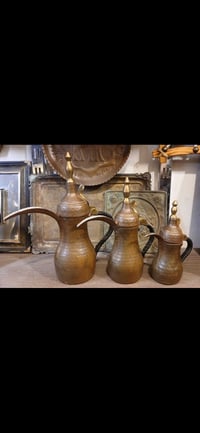 دلال البيع حب الرمان طرق يدوي الحجم ٢٦+٢١ونص+١٧العنوان المحل بغداد الم...