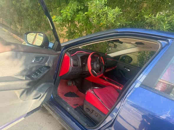 نيسان رؤج ٢٠٢٣ وارد امريكي سعة المحرك ١٥٠٠ تيربو عداد المسافه ٣٧ الف كيلو متر كفاله عامه من الصبغ والتبديل
***********
