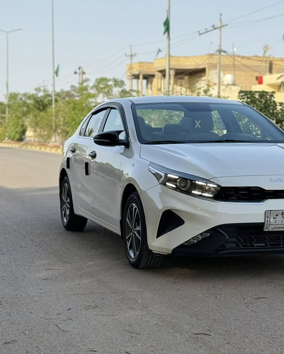 سيراتو 2022 خليجي استقطاع مباشر رقم بغداد وكاله عامه مضمونه من المالك مالكها يسكن بغداد باقيلها سنه وتصير حره فول مواصفات للاخير مكينه 1600 دوش سياره مكفوله من الضربه والصبغ عده بارد وتكحيل مواصفات فتحه شاشه وكامره فول حساسات ولدات يدات نيكل مكان السياره واسط السعر 136 وبيها مجال ***********

