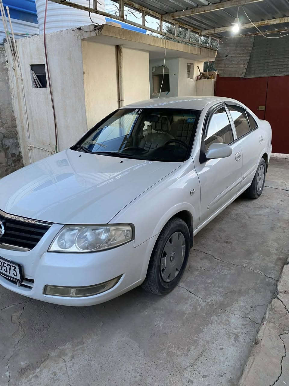 نيسان صني ٢٠١٣ بدون صبغ وضع شركه ماشيه ١٠٠ كير محرك مامفتوح بلادي توماتيك طخم امامي خلفي جديد طخم تاير جديد دوشمه رقم نينوى دولي الشرعي يبيعك كابون بانزين كلشي بيها شغال السعر واي استفسار صاحب السياره 

‭0751 185 9436‬ كورك 
0 770 166 1632‬
