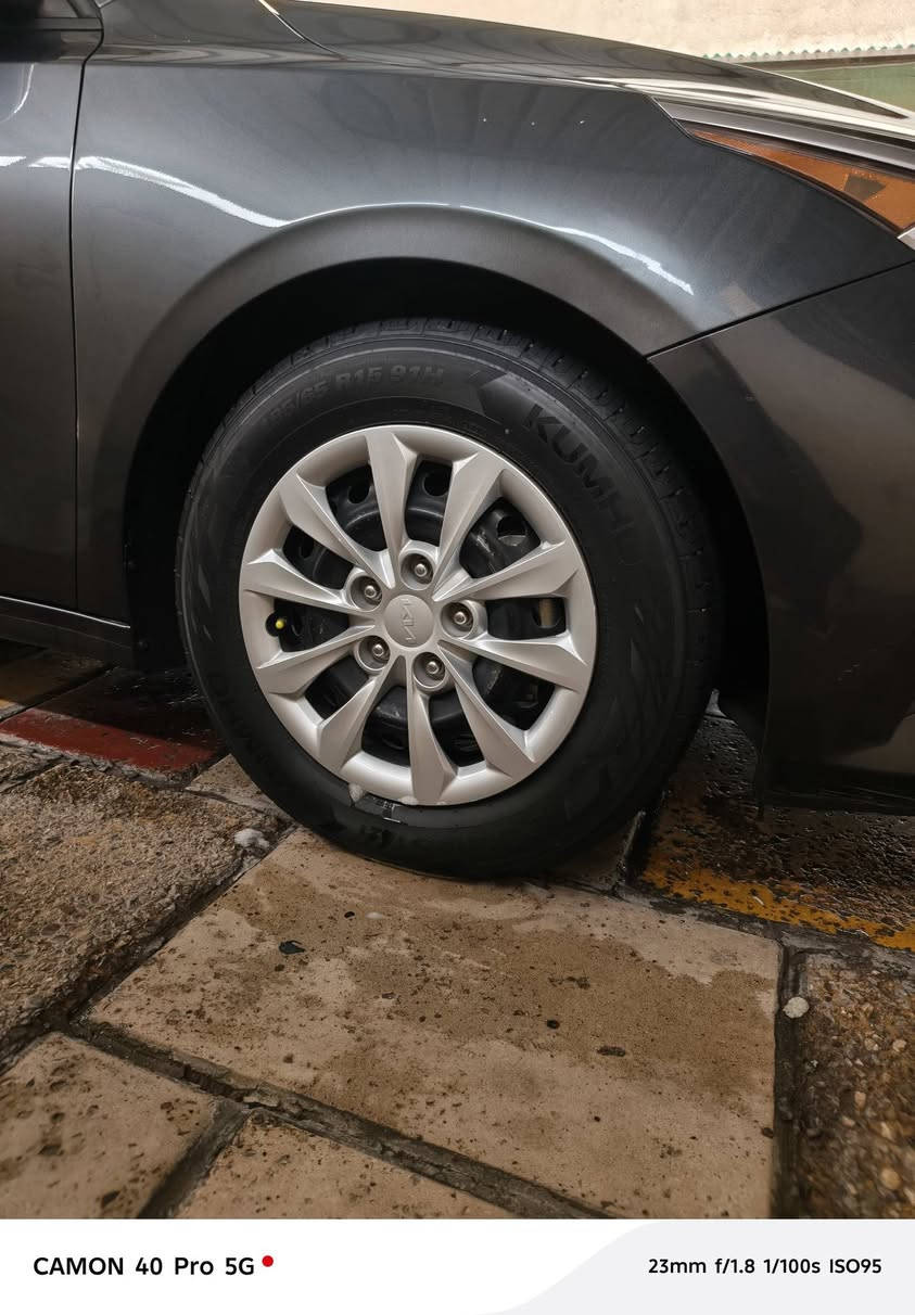 فورتي ٢٤للبيع أمريكي باسمي نص فول حادثها بارد خشم جاملغ أمامي ليبل واحد لاصبغ ولاتبديل ١٦٠ وبيها مجال 
كدامك ***********
