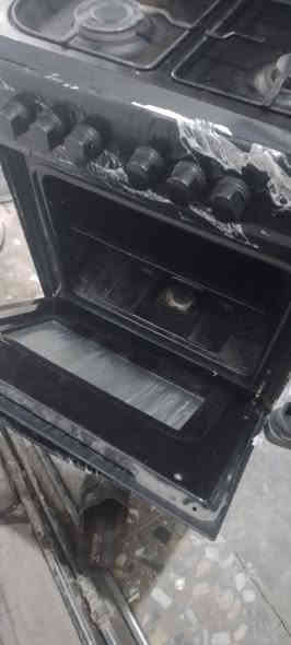 طباخ 4 عيون شغال كله مابي اي عيب  وكاونتر ابو السنك خانتين نضيف  كلهن ب60.  الي يريدهن يجي ياخذهن. ***********
بغداد مدينه الصدر
