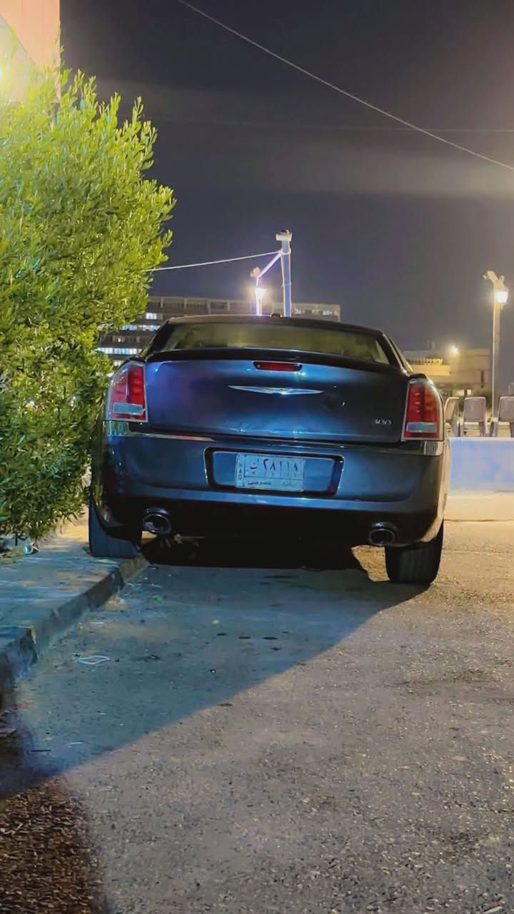 14كنديه قطعتين بيهه
تو ويل

كير طياره

مكينه جديده 
تبريد ثلج

داخل عسلي

كشنات جلد كهربائي 
السياره بس دير بانزين ودهن 
خير من الله 
السعر اتصال ع ***********
