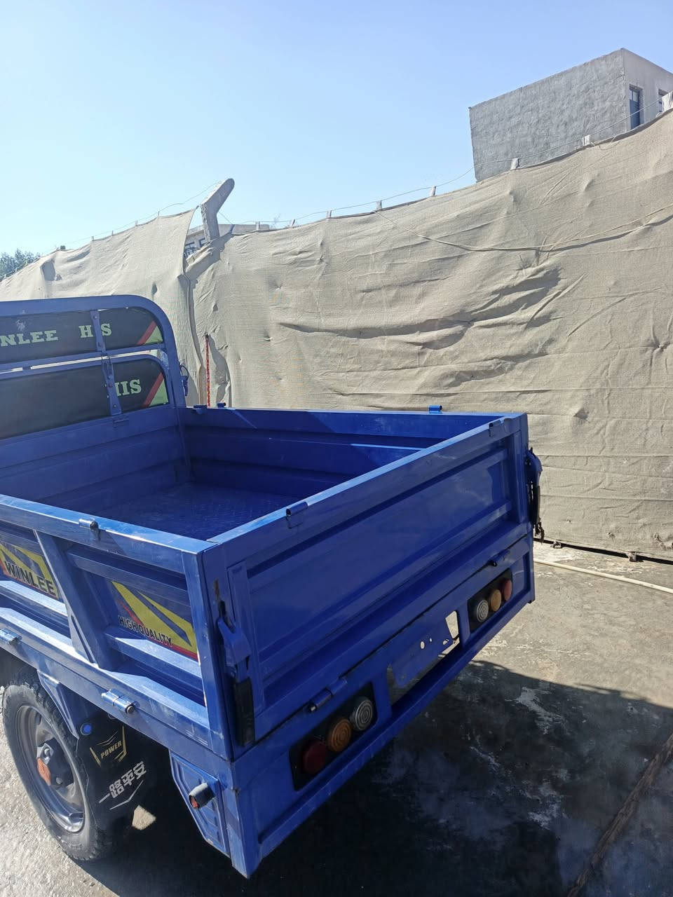 سلام عليكم ستوته البيع هيه وياه محجر ول مرايات موجود الي يحب يتواصل يجي خاص هاذه رقمي بي وات ساب ‏‪***********‬‏
