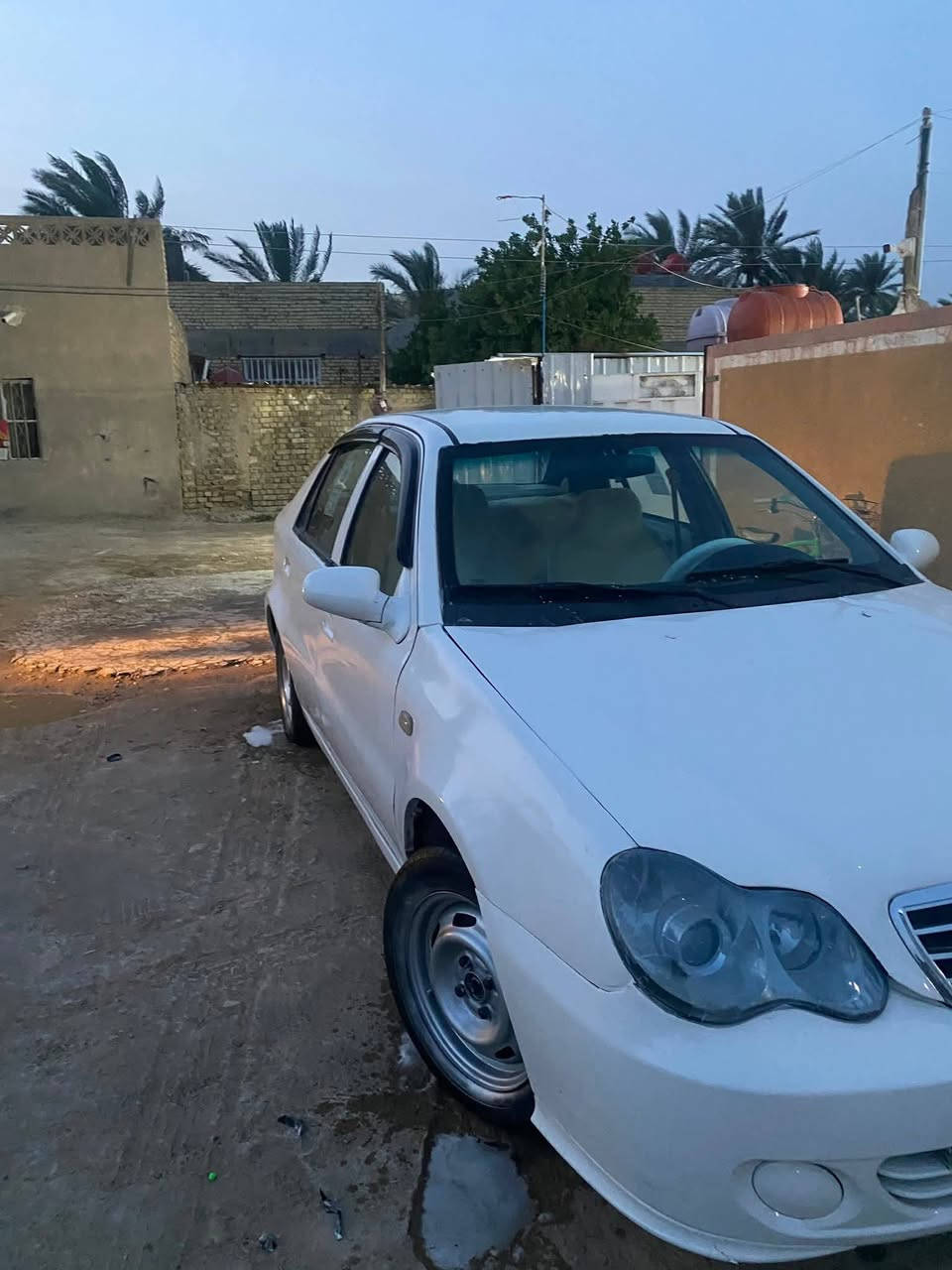 جيلي سي كي موديل 13 خصوصي ابيض رقم نجف الاشرف تحويل موباشر 
سياره على اخر حبايه كامله مكمله 
مصبوغ فقط احزام ملطقه خياسات وكله 
مكينه بيه فقط لاستيك ولف 3 دقائق وكطع 
كير مكفول زاد اكلج جديد
حداديه اماميه جديده 
حداديه خلفيه بيه نواقص بصيطه
كهربائي كله شغاله على ابلاد
سياره عاوزه تخم تأير 
عنوان سياره كربلاء المقدسة منطقه مقابيل حي العباس 
***********
اريد مراوس فقط
