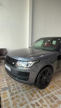 ره نج اتوبايگراف موديل 2019 اماشي. 122000كم تلفون 07504457659