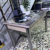 ميز طعام • ٦٠ مكان • بدون كراسي