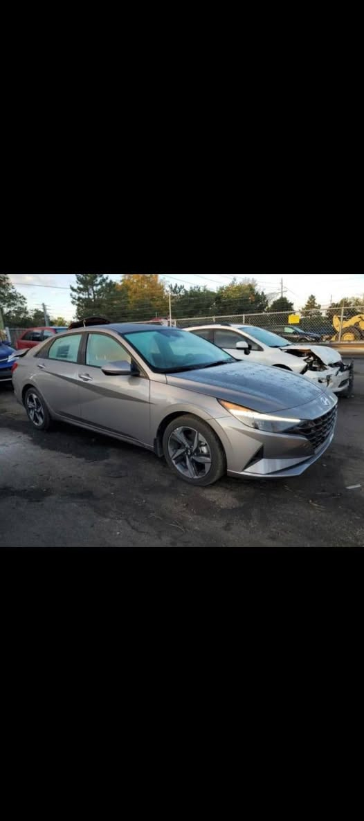 سلام عليكم البيع انتراء موديل 2023 1.بصمه 2سايد بريك بصمه 3 محرك 2000ماشيه 120كم سياره فول مواصفات عده الفتحه  العنوان نجف  *********** واتساب السعر خاص ول شراي بي خيرر ويدلل
