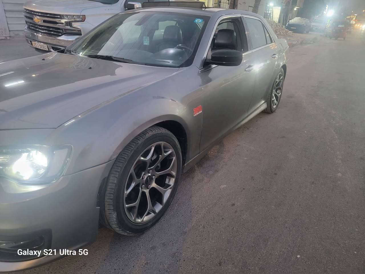 سلام عليكم كرايسلر اوباما 5700 2011
محدث بجم 2020 
السيارة فول مواصفات 
كشنات جلد تدفئة تبريد
كشنات خلفية تدفئة 
كلاصات تدفئة تبريد
كشنات كهرباء ميموري 
ستيرن كهرباء تدفئة 
دوسات البريك والبانزين كهرباء يصعدن وينزلن 
بردة خلفية
سيارة بيهة جاملغ وباب ونص الباب الخلفي 
السعر 150 وبيهة مجال 
***********
