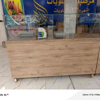 عندي ميزه عدد٢لبيع نجف (٠٧٨٧٨٤٨٦٨١٦)