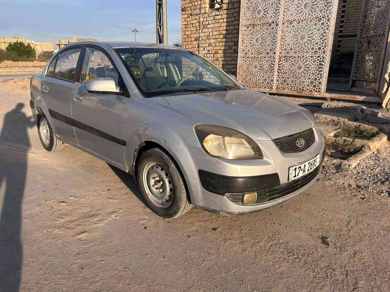 كيا ريو موديل ٢٠٠٧ رقم دولي صبغ عام وضربة بالجاملغ الخلف السدر فقط، غير هذا سيارة جاهزة من كير ومكينة وحدادية وتدفئة وتبريد، كير عادي سعرها ٥٦ .
***********
