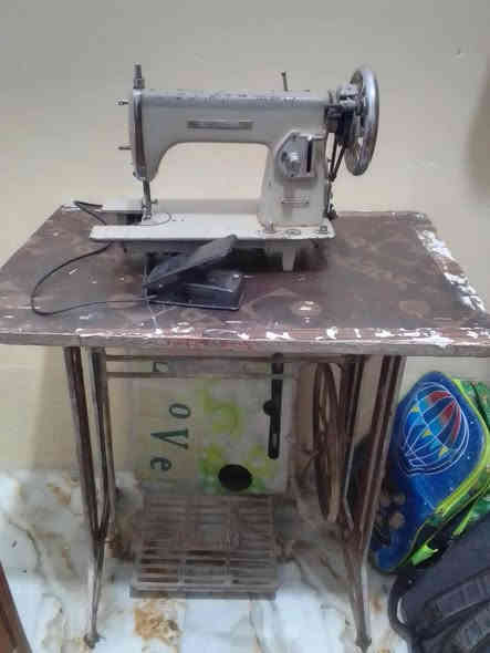 غراض مستعمله للبيع شغاله  سعر مناسب مكان حله نادر ***********
