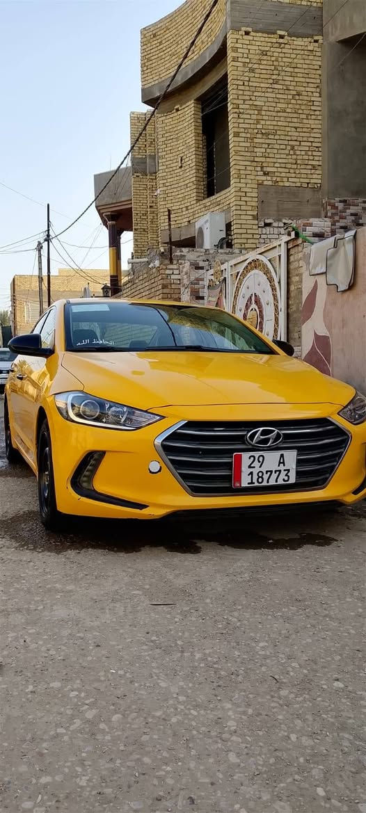 السلام عليكم ورحمه الله 
النترا 18باب وجاملغ مبدلات بدون دواخل بسمنه تحويل ثاني يوم كير صارله شهر مشدود ومكينه مكفلوه ب 126وبيها مجال مكاني واسط الانوار ***********
