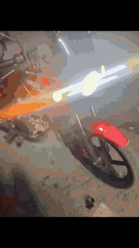 السلام عليكم دراجة سونك جبلي ماكس وان اوراق كاملة مكفولة كفالة عامة اخذ وافحص وشوف زيرو ماشية بس 2000 مثل مموضح كدامك بلصور رايدها ب1.500 بيها مجال قليل حك الجية مكاني بغداد مدينة الصدر الكيارة رقمي ***********
