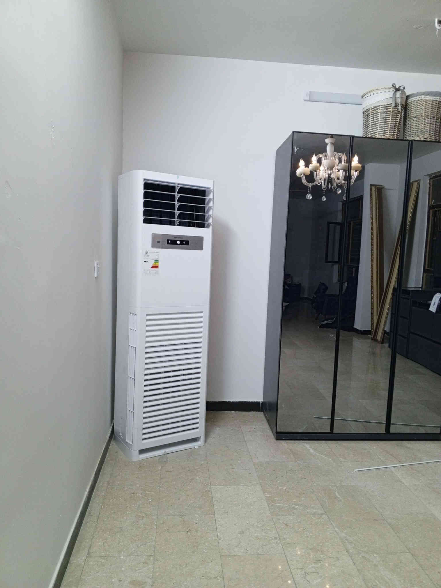 ورشه الهندسيه للتبريد متنقله في بغداد 🌐🧑‍🔧
لتنصيب وتركيب سبالت ❄️ وفتح سبالت ❄️ وغسل وتنظيف جميع انواع السبالت 💧
_______
💥جزء من اعمال ورشتنه 🛠️
🔵تنصيب سبلت توسوت عدد 2
🔵تنصيب سبلت توسوت 3طن
🔵تنصيب سبلت هايسنز 3طن
🔵تنصيب سبلت الوادي 3طن
🔵تنصيب سبلت ميديا عدد2
🔵 تنصيب سبلت اوكي/TCL   (على بركه الله)

⭕اخوكم الفني كرار 🧑‍🔧
☎️⬅️*********** واتساب ✅ موجود او مراسله الصفحه
