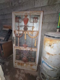 باب ثقيل • ١٩٥×٩٠ • جسر ديالى الجديد