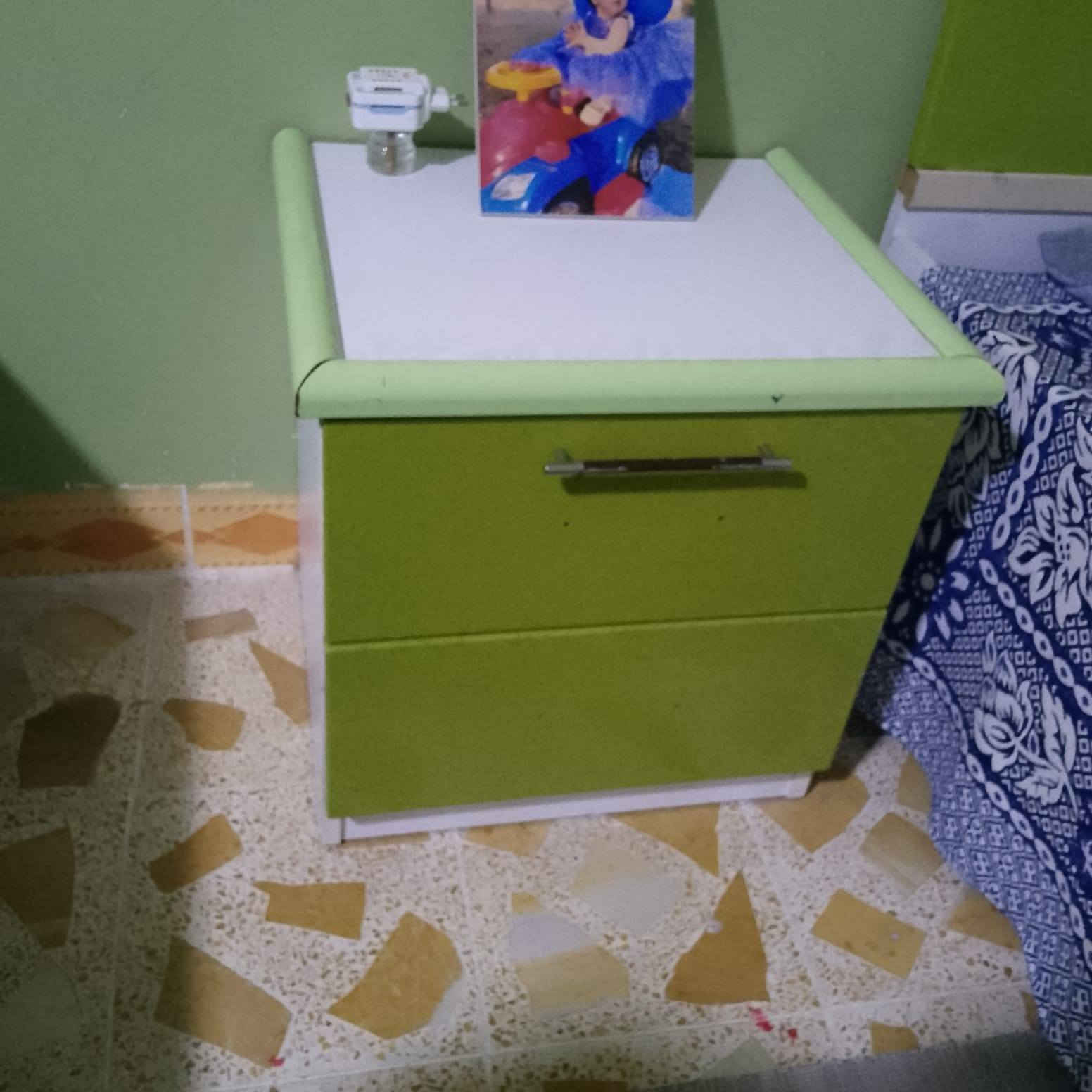 غرفه النوم مال نفرين وكنتور وملحقاته للبيع بسعر 100 الف
مكاني موصل رشيديه 
الرقم الهاتف 
‏‪***********‬‏
