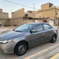 السلان عليكم سيراتو ٢٠١٢ بيه قطعه واحده جاملغ امامي مبدل كير ومحرك كفا...