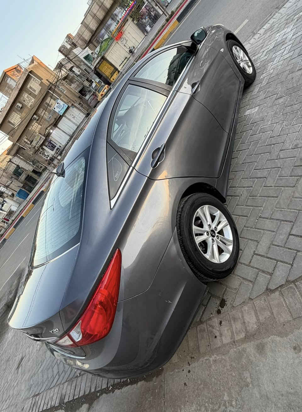 سلام عليكم سوناتا خط واحد غاز كورية 13 
جاهزة مكينة كير حدادية تبريد تدفئة 
سيارة جديدة ماشية 155 الف 
مابيه كل نقص 
عنوان بغداد 
***********
