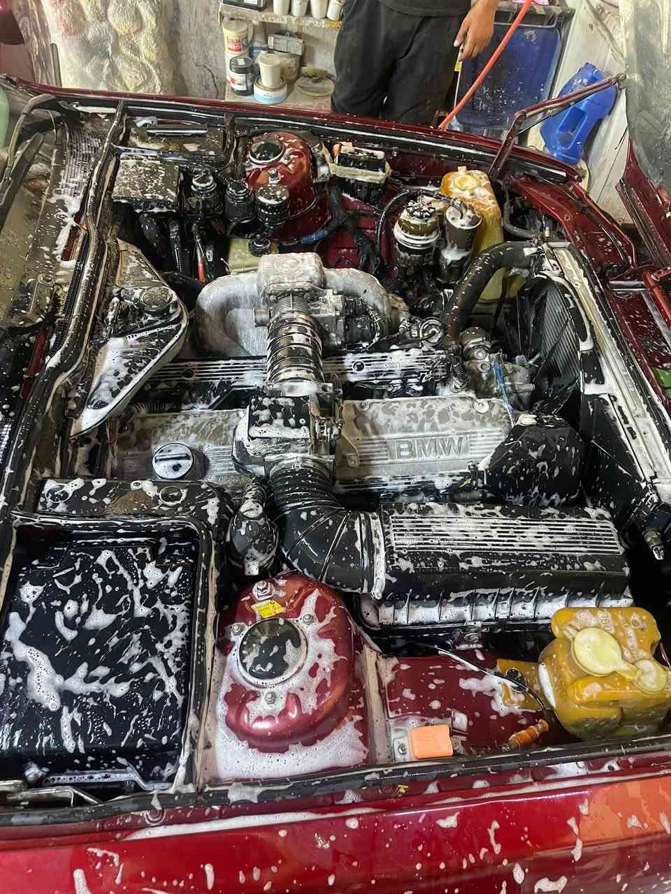 السلام عليكم
BMW735
رقم بغداد انكليزي بسمي 
داخل ابيض كهرباء جلد 
لون ماروني 
تبريد خير من الله 
مكينه كير جديد حاويه 
مكاني بابل الحله مركز المدينه 
***********
السعر 46 وبيها مجال قليل
