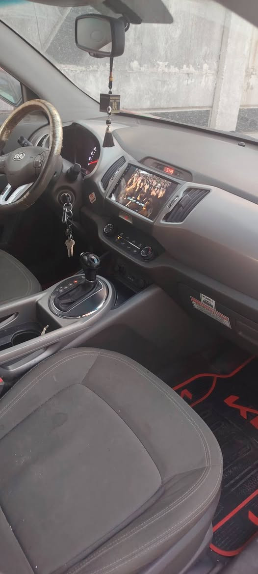 السلام عليكم كيه اسبورتج 2013 خليجي السياره بانوراما مكفوله من التبديل والصبغ رقم بغداد انكليزي السعر ١٣٨
محرك ٢٠٠ دوش
عنوان بغداد مدينة الصدر ***********
