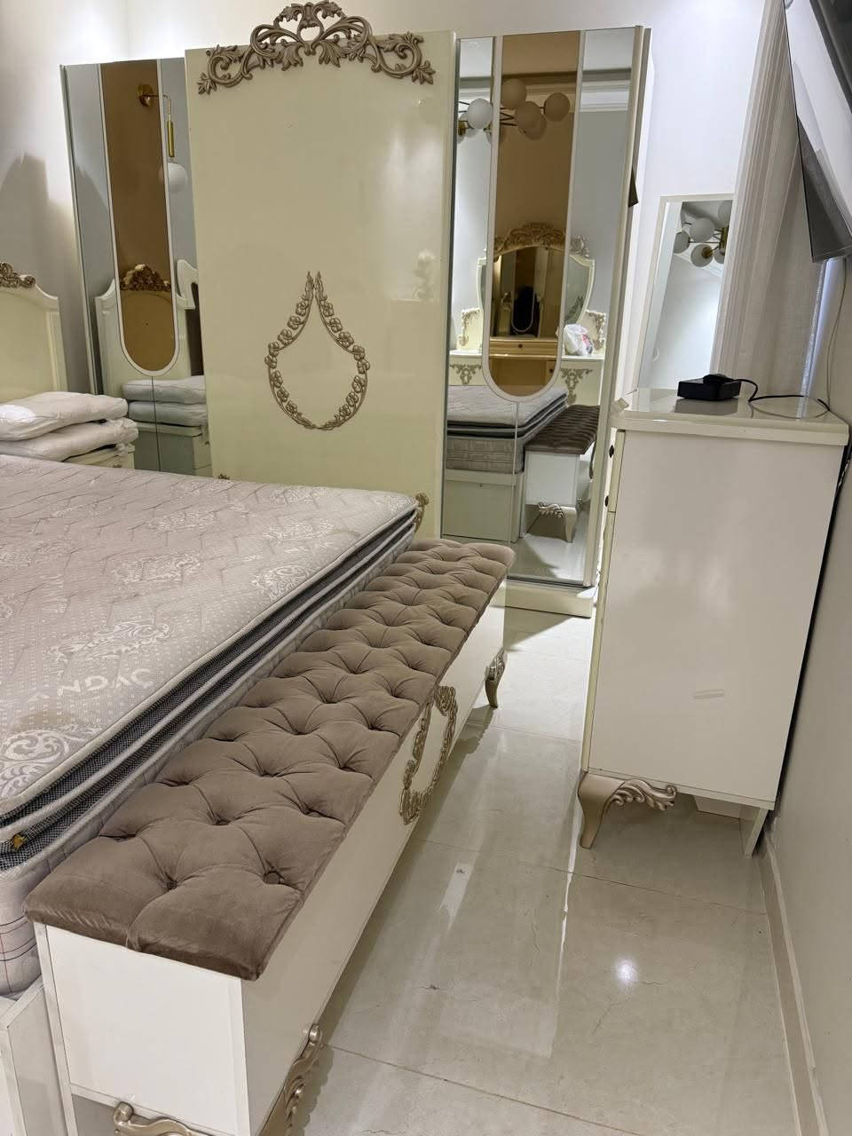 للبيع غرفه تركيه درجه اولى مستعمله قليل السعر 600 الف وبيه مجال


**إذا كنت صاحب هذا الإعلان وتريد حذفه لأي سبب، رجاءا أرسل رسالة إلى الدعم الفني**