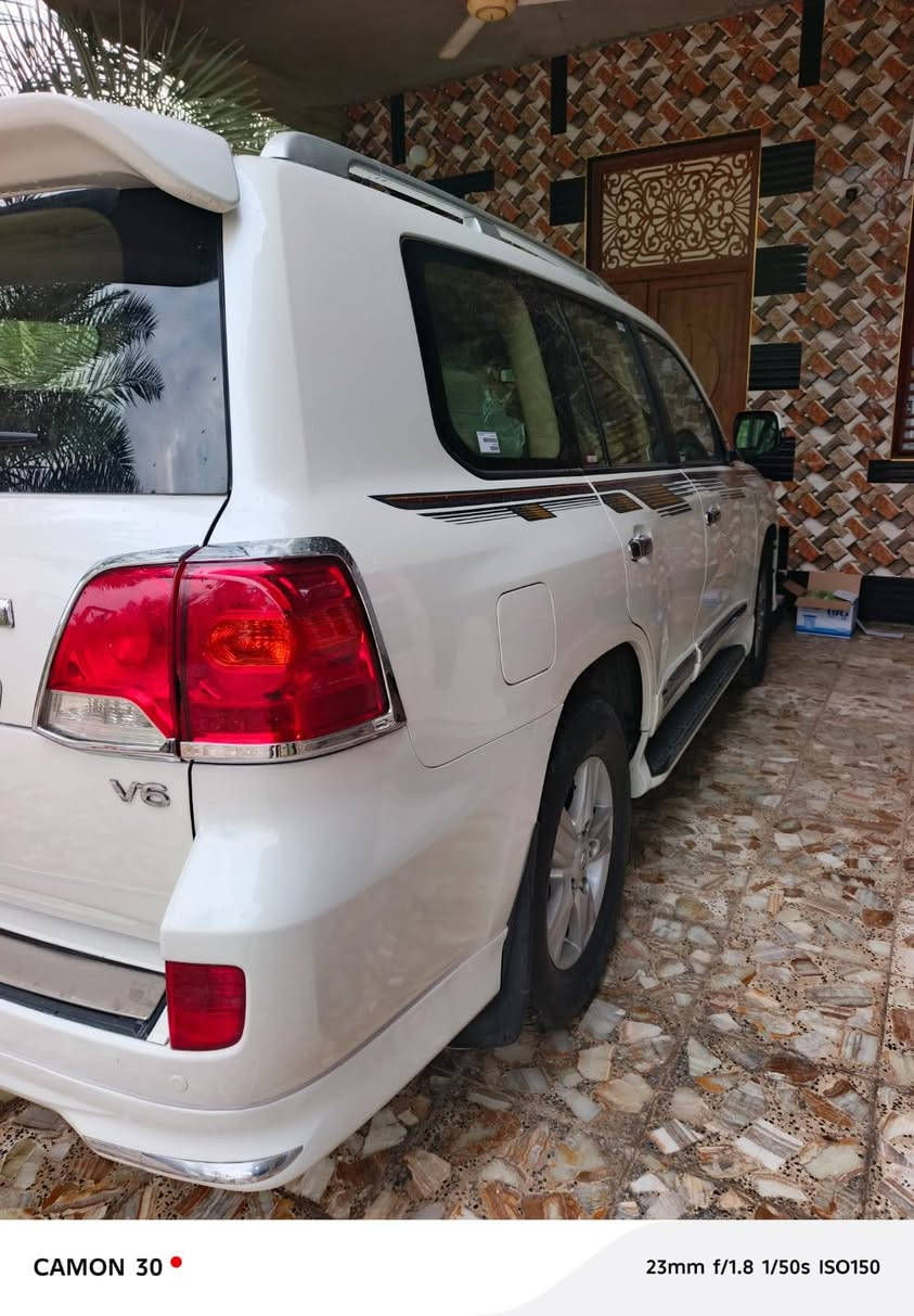 سلام عليكم عندي سياره البيع لاندكروز موديل 2013 رقم بغداد سنويه جديده تحويل مباشر سياره  فول موصفات 6 سلندر عنوان ديوانيه   ولشراي يتصل على رقم ‏‪***********‬‏ سياره جديده وحلوه مكفول 375 بيه مجال شراي بخير وتدلل‏‪
‏‪***********‬‏📱 هذا رقمي واتساب
