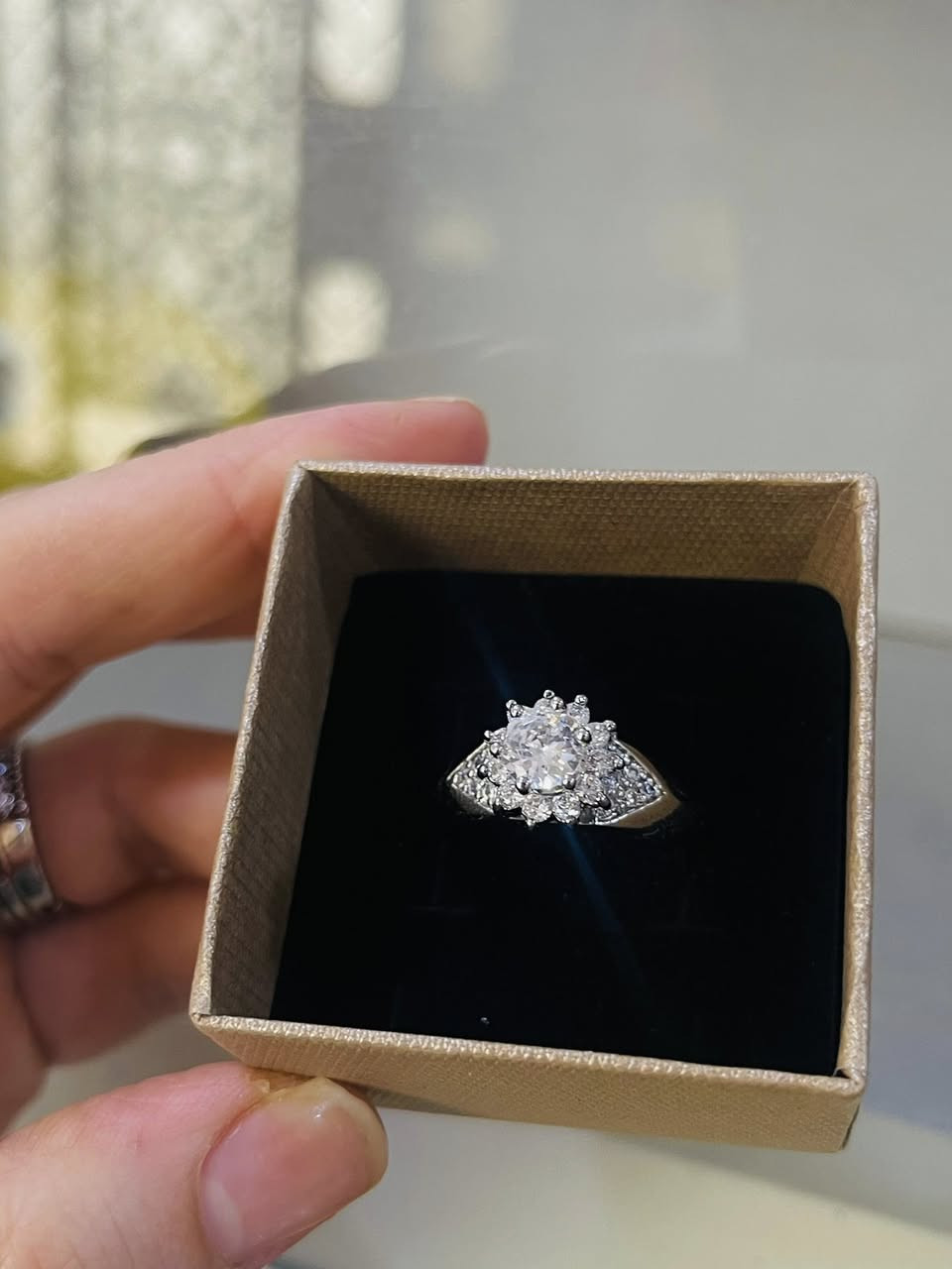 خواتم فضه مختوم اخر قطع تصفيه الخاتم ب10


**إذا كنت صاحب هذا الإعلان وتريد حذفه لأي سبب، رجاءا أرسل رسالة إلى الدعم الفني**